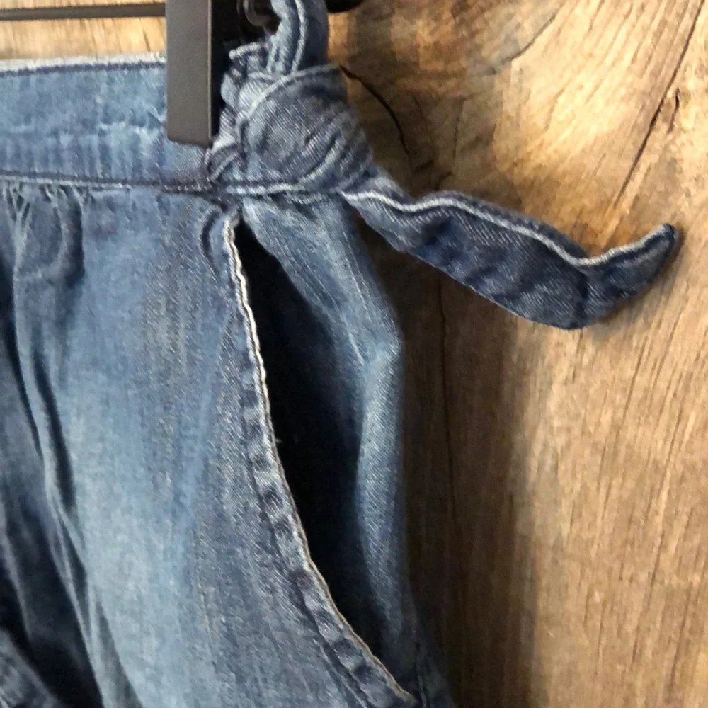 Gap Chambray Blue Denim Shorts Size Large 10 Girls